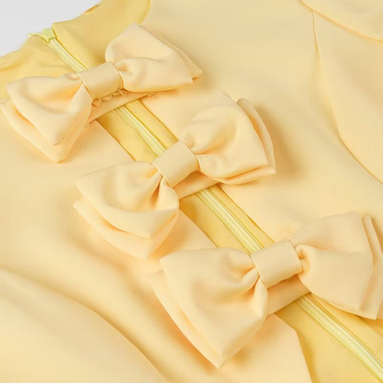 Damen Kleid mit verspieltem Rüschendesign und eleganten Schleifendetails R&B