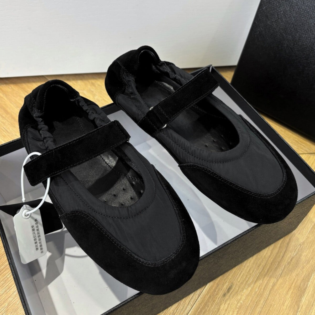Damen Ballerinas mit verstellbarem Riemen R&B