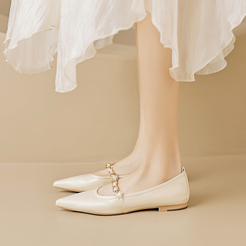 Damen Ballerinas aus Leder mit edlem Kettendetail