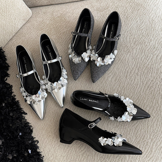 Damen Ballerina-Schuhe mit zartem Floraldetail und elegantem Riemchen R&B