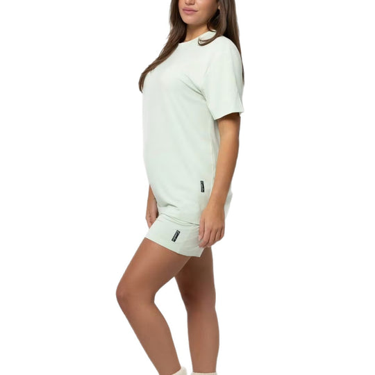 Damen lässiges Set mit oversized T-Shirt und Shorts R&B