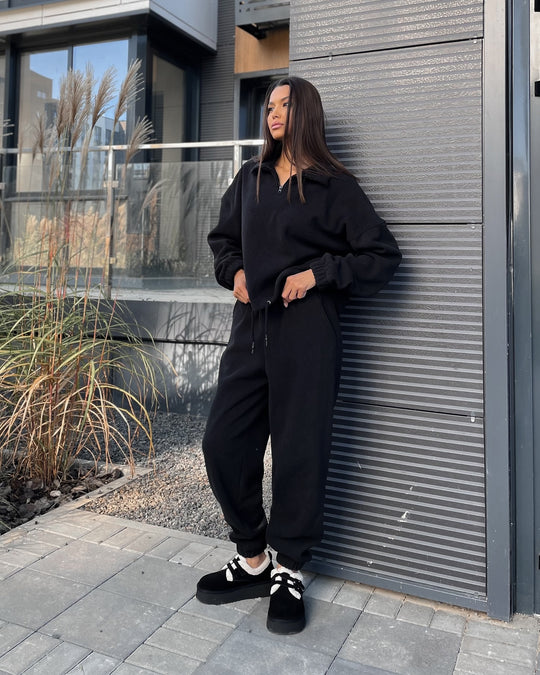Damen gemütlicher Fleece-Jogginganzug mit hohem Kragen und Kängurutaschen R&B