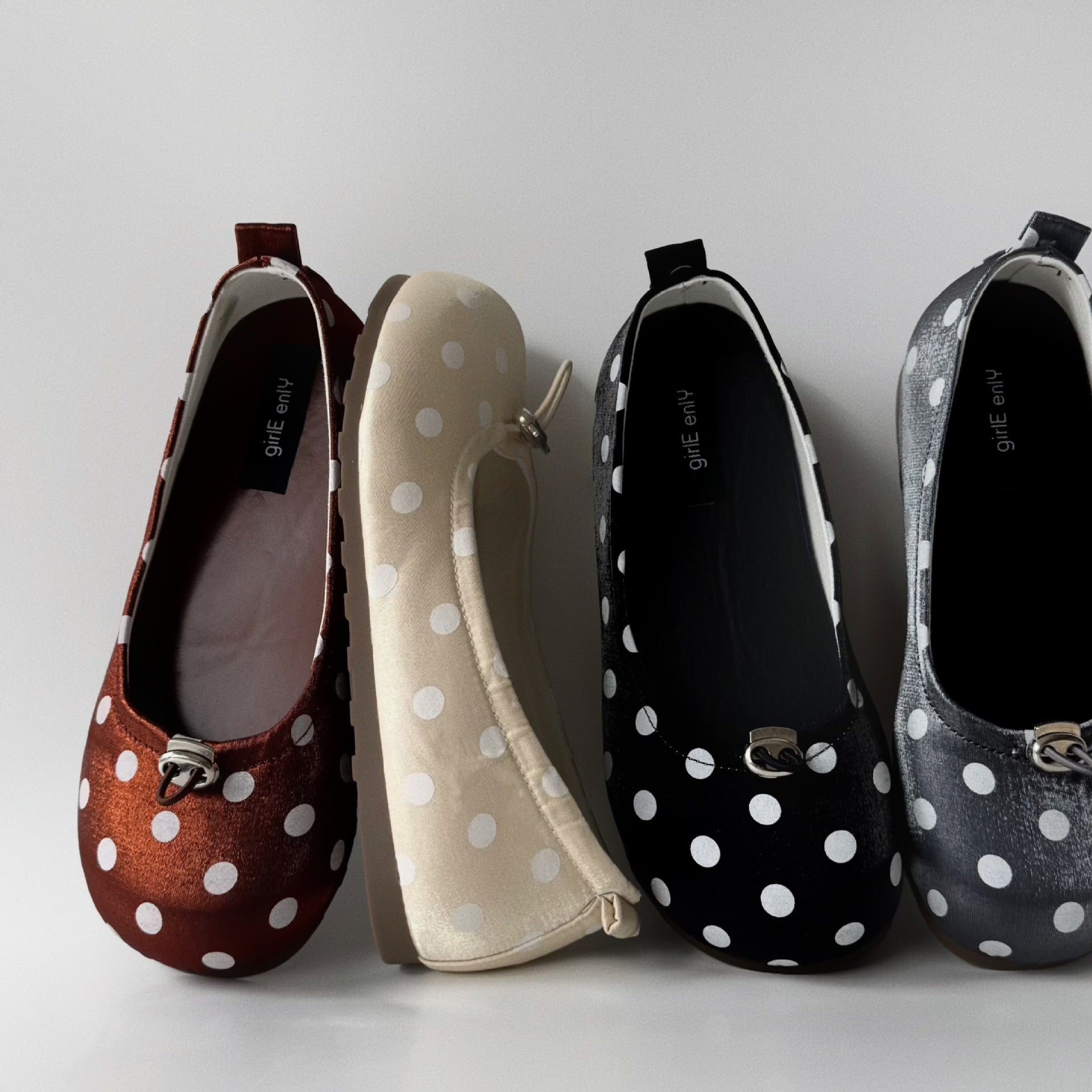 Damen Ballerinas mit elegantem Punktedesign und komfortablem Fußbett R&B
