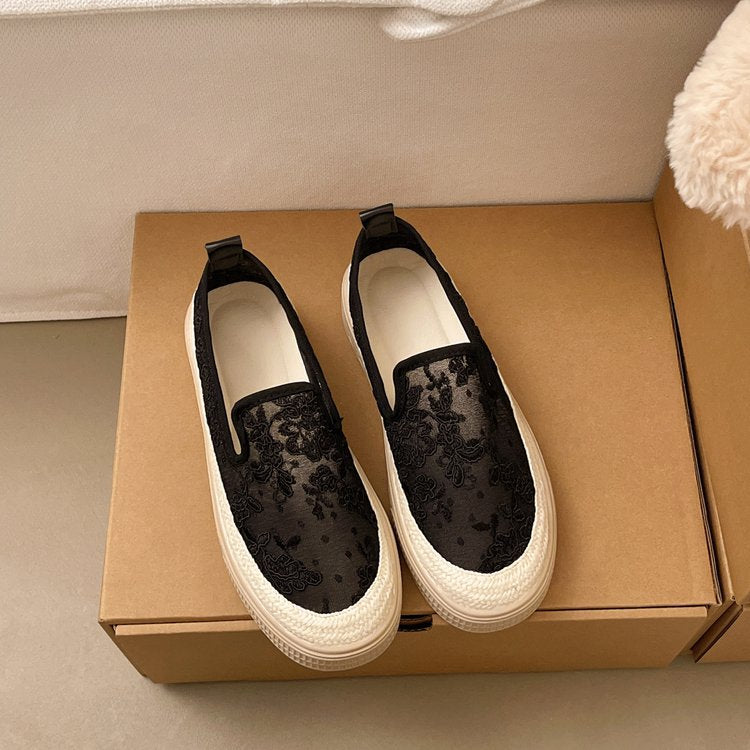 Damen Slip-On Sneakers mit floralem Stickdesign R&B