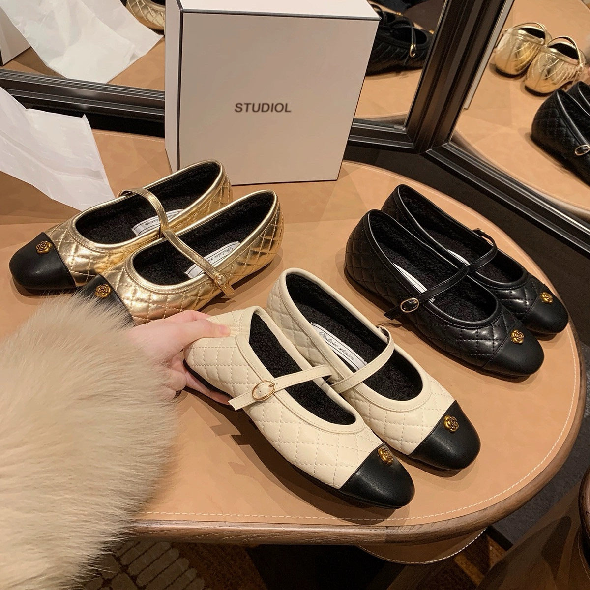 Damen Ballerinas mit elegantem Riemen und modischem Kick-Design R&B