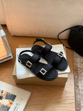 Damen modische Zehentrenner-Sandalen mit eleganten, verstellbaren Riemen und glitzernden Schnallen