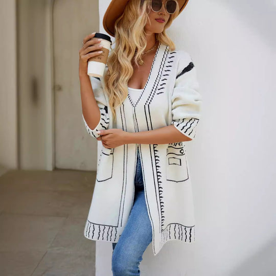 Damen Langarm Cardigan mit grafischem Design und praktischen Taschen R&B