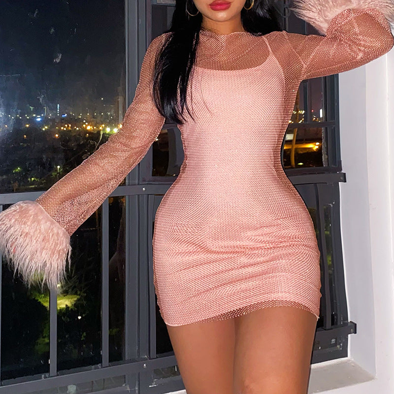 Damen Glitzerndes Minikleid mit schimmernden Pailletten und glamourösen Federärmeln R&B