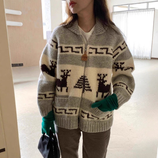 Damen Strickjacke mit auffälligem Rentier-Muster und hochwertiger Verarbeitung R&B