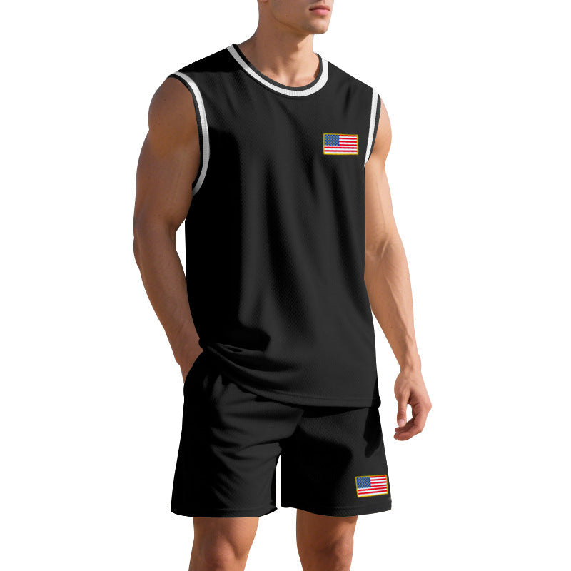 Herren Sportliches Trainingsset mit atmungsaktivem Mesh-GewR&Be und modernen Flaggen-Details R&B