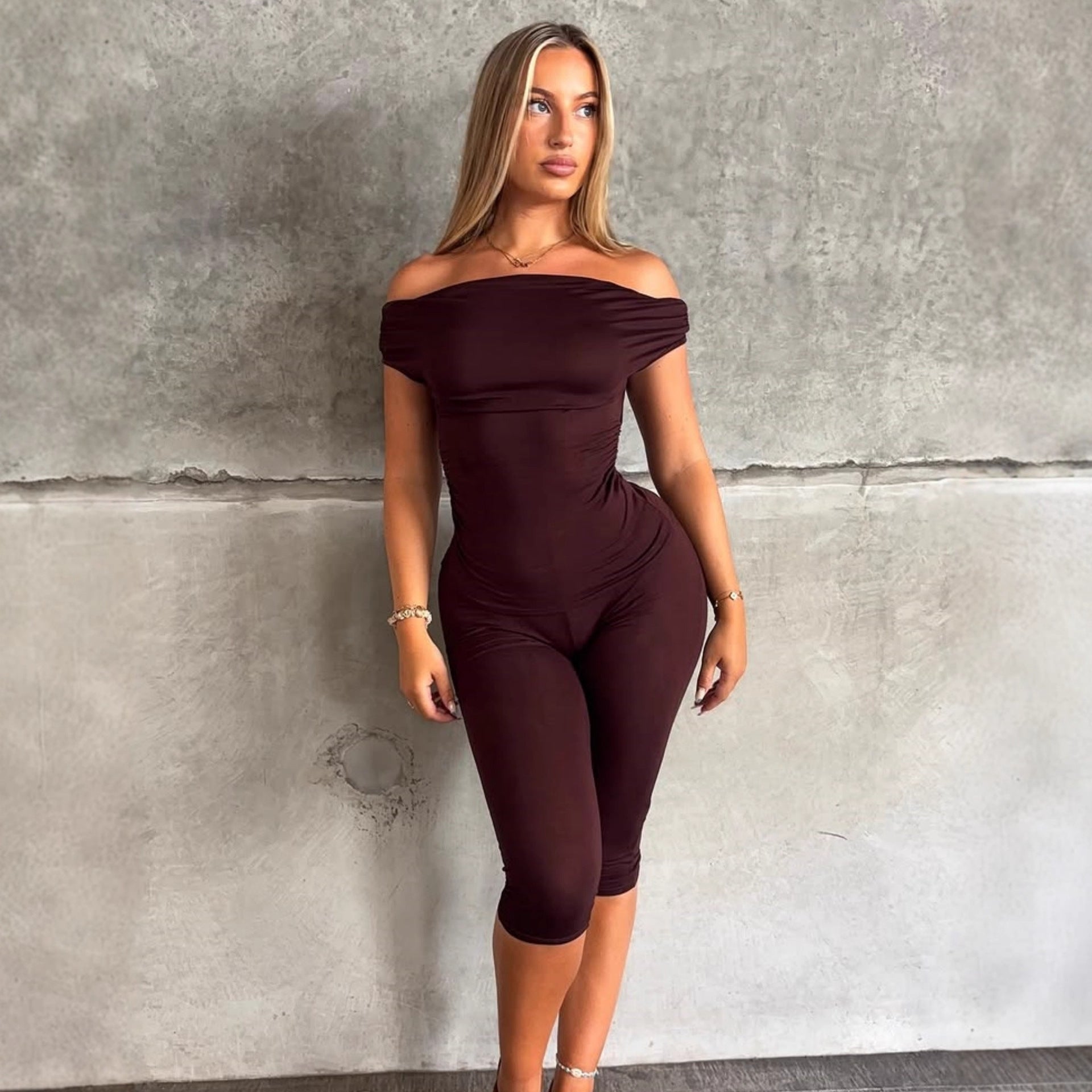 Damen Eleganter Jumpsuit mit Off-Shoulder Design und Raffungen R&B