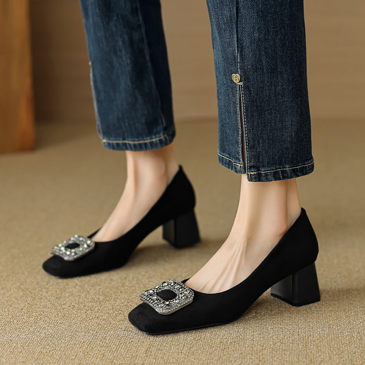 Damen elegante Pumps mit funkelndem Kristall-Akzent