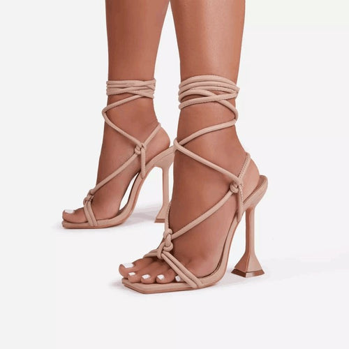 Damen High-Heel Sandalen mit modernen Schnürdetails und eleganter Absatzhöhe R&B