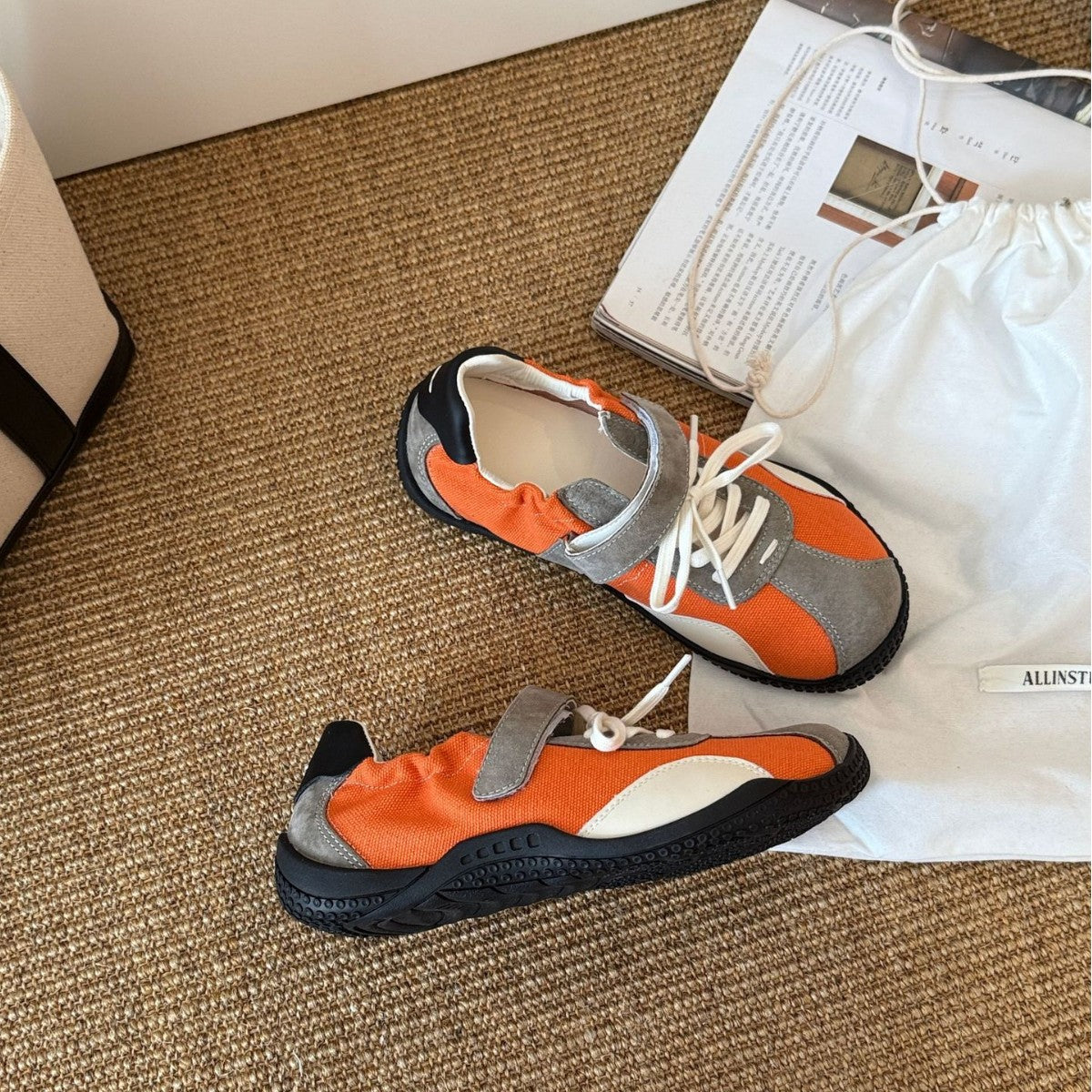 Damen Atmungsaktive Freizeitschuhe mit innovativem Klettverschluss und dämpfender Sohle R&B