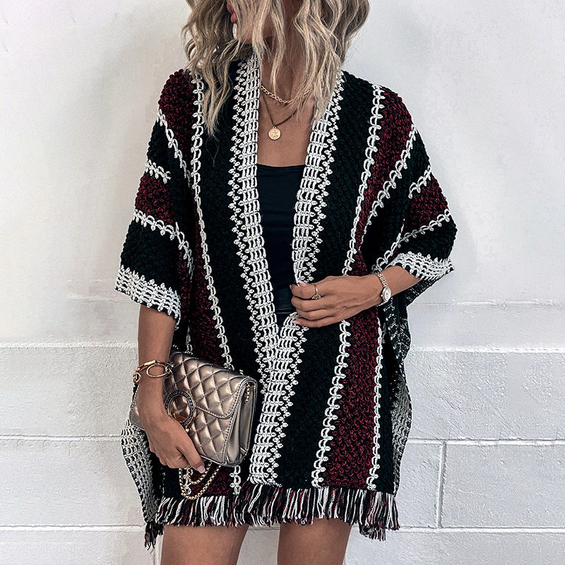 Damen Strickponcho mit V-Ausschnitt und Fransen R&B