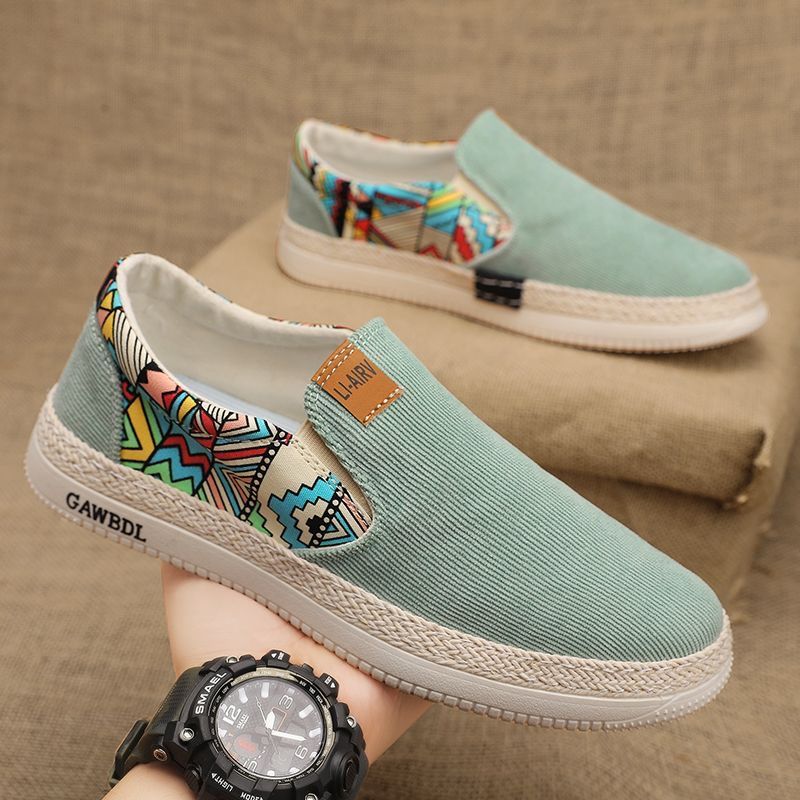 Damen lässige Slip-On Schuhe mit buntem Muster und flexiblem Sohlenprofil R&B