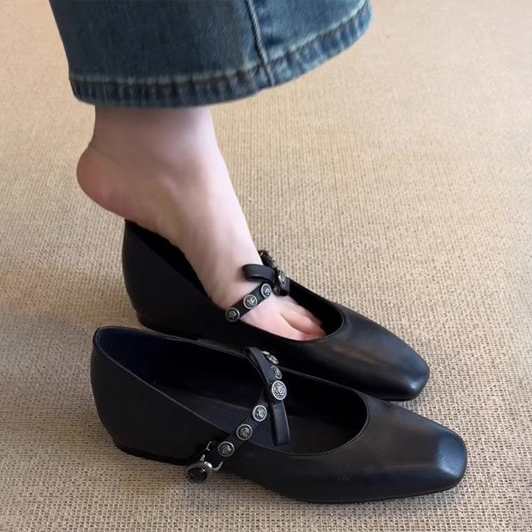 Damen elegante Ballerinas mit modischem Riemendetail und komfortablem Absatz