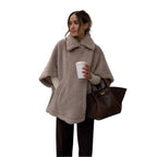 Damen Flauschiger Poncho R&B