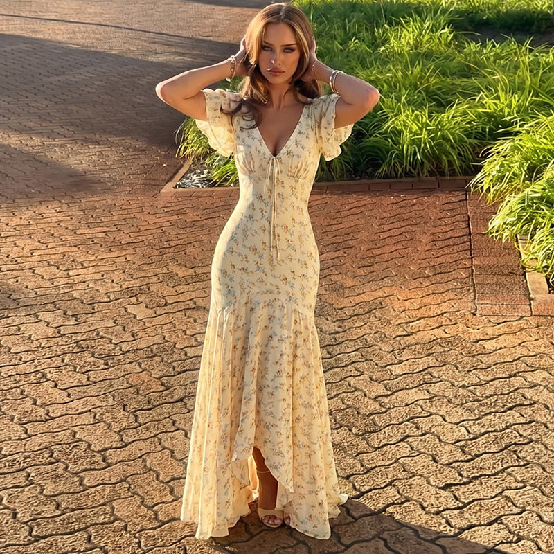 Damen Maxikleid mit floralem Design und raffinierten Cut-Outs R&B