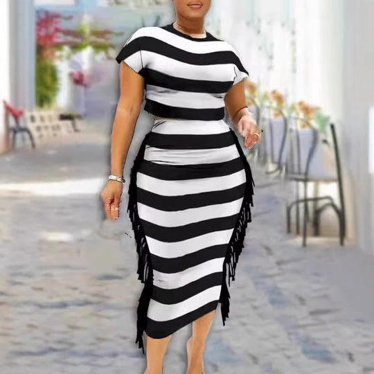 Damen Figurbetontes Kleid mit Streifen und Fransen R&B