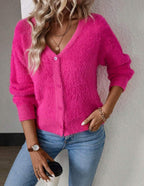 Strickjacke Damen kuschelig mit V-Ausschnitt und Knopfdetails