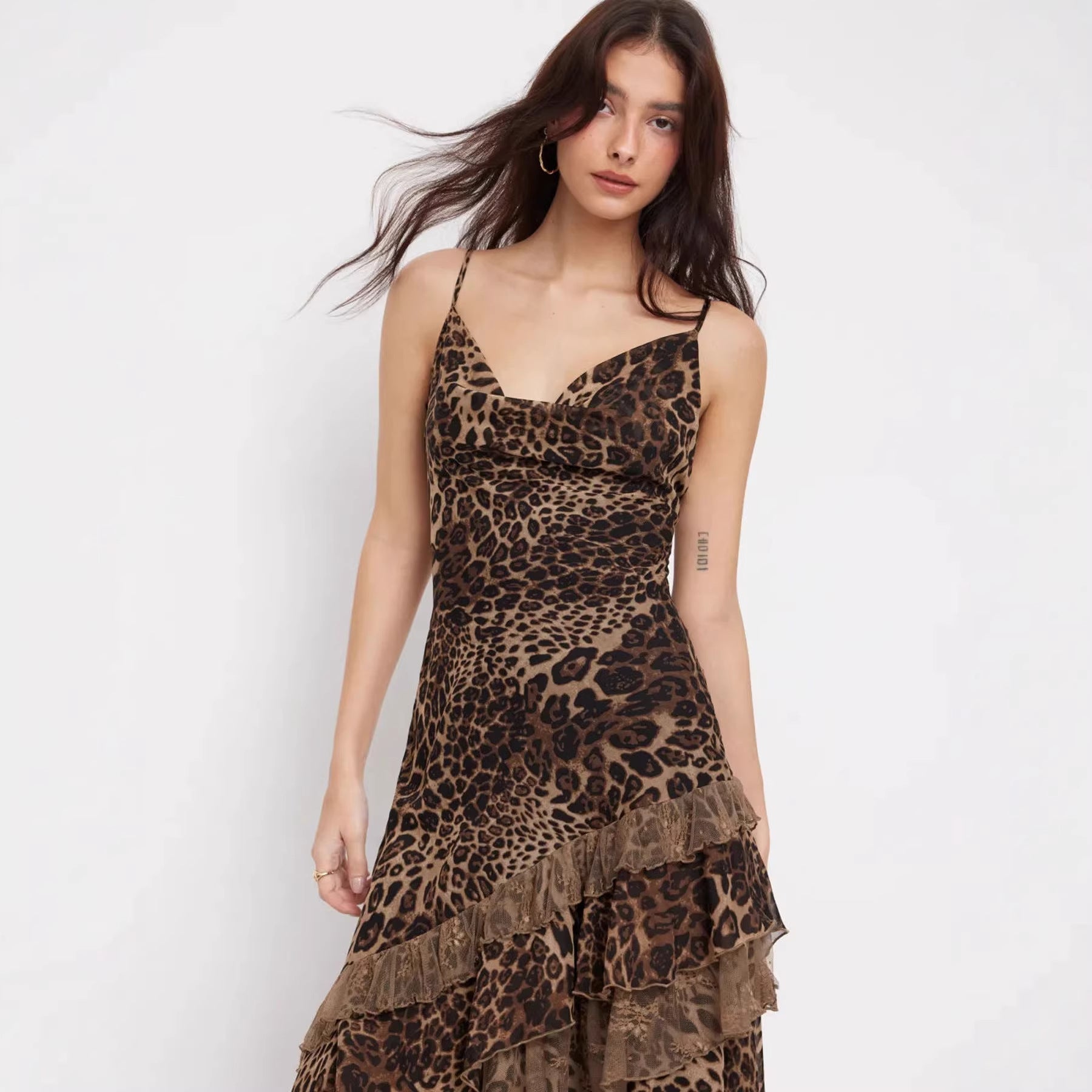 Damen elegantes Midikleid mit asymmetrischem Volant und Animal-Print R&B