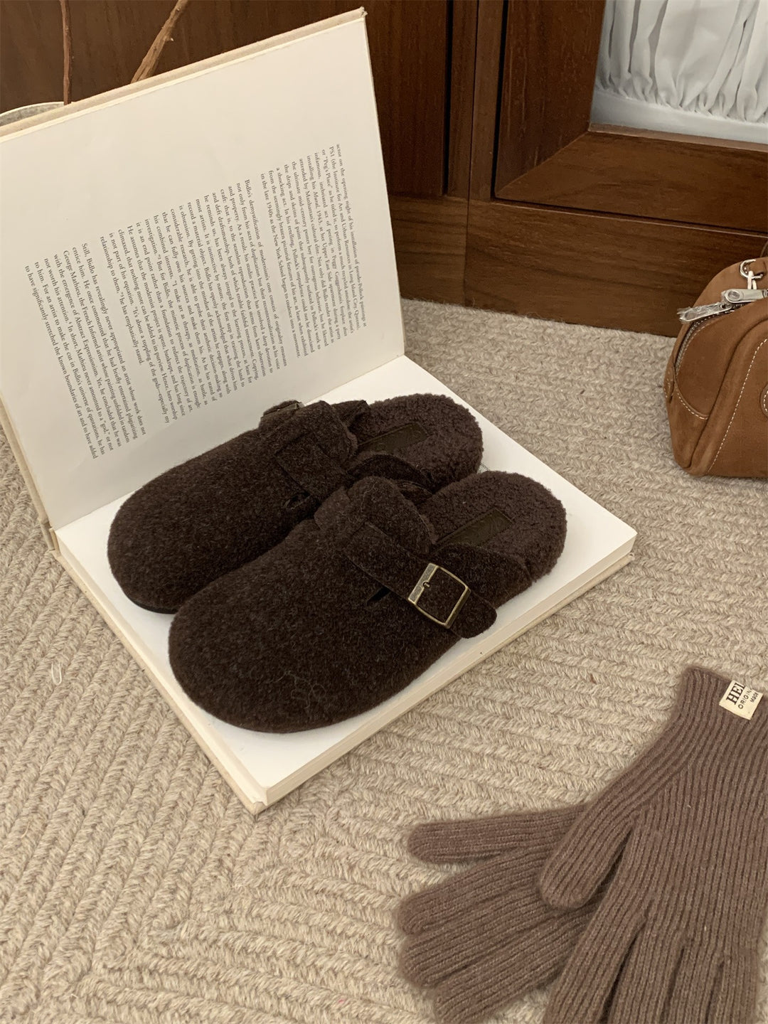 Damen Clogs aus hochwertigem Wollfilz mit dekorativen Schnallenapplikationen R&B