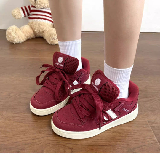 Damen Sportliche Sneakers mit gepolsterter Sohle und stylishem Design R&B