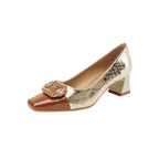 Damen elegante Pumps mit glänzender Schnalle und modischem Blockabsatz