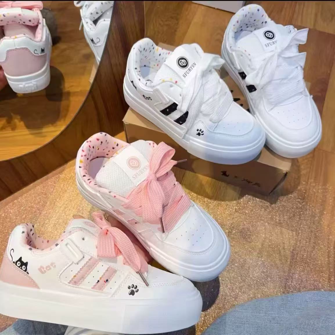 Damen Trendige Plattform Sneakers mit modischen Tiermotiven