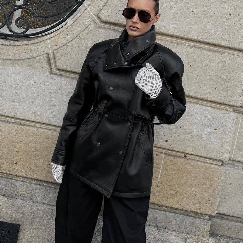 Damen Modische Kunstlederjacke mit hohen Kragen und praktischen Taschen R&B