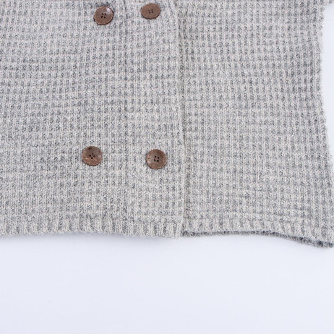 Damen Strickjacke mit doppelter Knopfleiste und hoher Kragen R&B