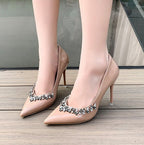 Damen Spitzenpumps mit funkelndem Schmuckdetail R&B