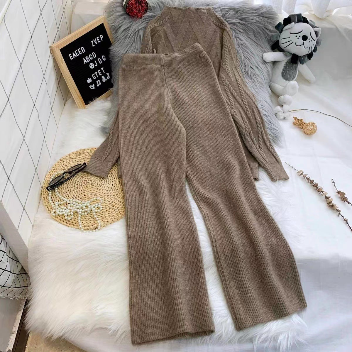 Damen Set aus Strickpullover und Weit geschnittenen Hose R&B