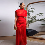 Damen elegantes und fließendes Abendkleid