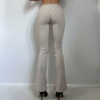 Damen Flared Hose mit eleganten Streifen und tailliertem Schnitt R&B