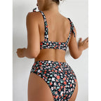 Damen Triangel-Bikini mit verstellbaren Schulterdetails und floralem Muster R&B