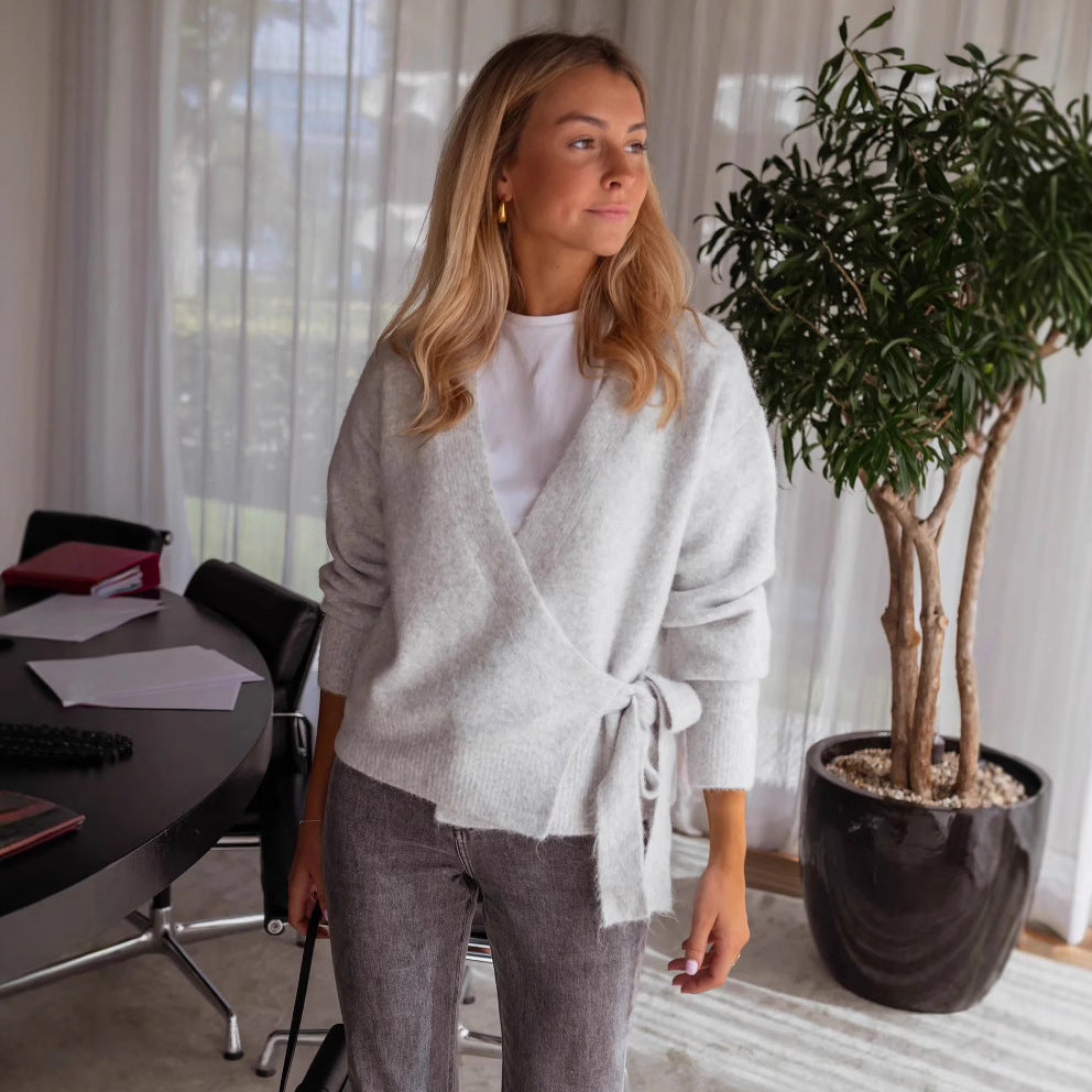 Damen Wickelstrickjacke mit dekorativem Bindegürtel und lässigem Schnitt R&B