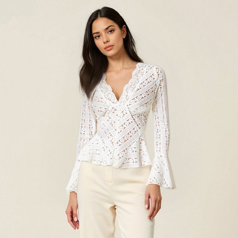 Damen Spitzenshirt mit ausgestellten Ärmeln und tailliertem Schnitt R&B