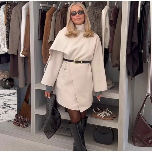 Damen Modische Wolljacke mit asymmetrischem Schnitt und praktischen Taschen R&B