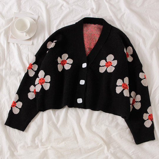 Damen Kurzstrickjacke mit floralem Design und großen Knöpfen R&B