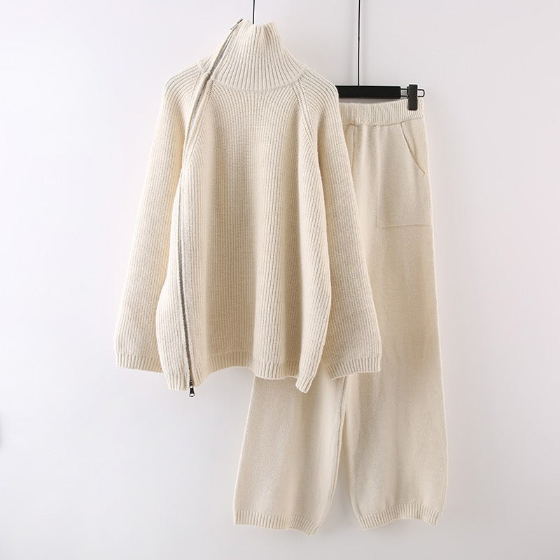 Damen Strickensemble mit Rollkragen und Reißverschluss
