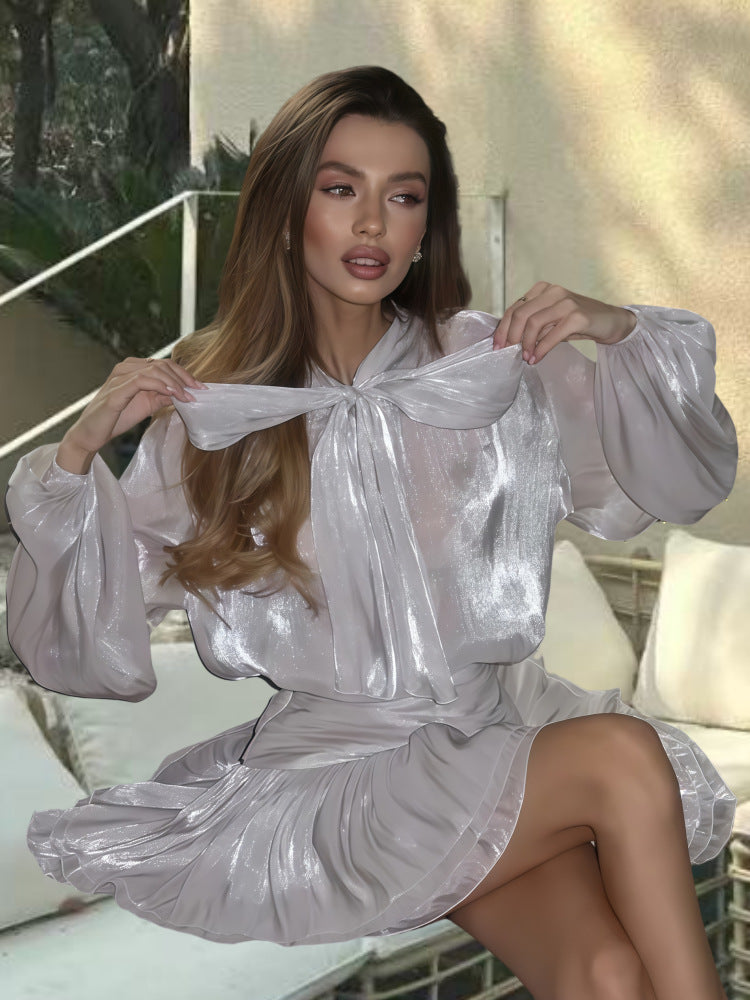 Damen Verspieltes Chiffon-Kleid mit schleifenverziertem Ausschnitt und weit geschnittenen Ärmeln R&B