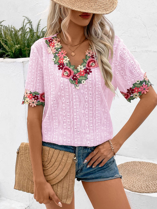 Damen Bluse mit floralen Stickereien und luftigen Ärmeln R&B