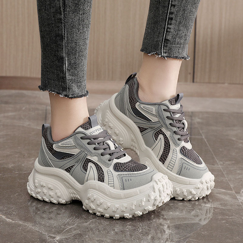 Damen Sportliche Sneakers mit dämpfendem Sohlenprofil und innovativem Design R&B