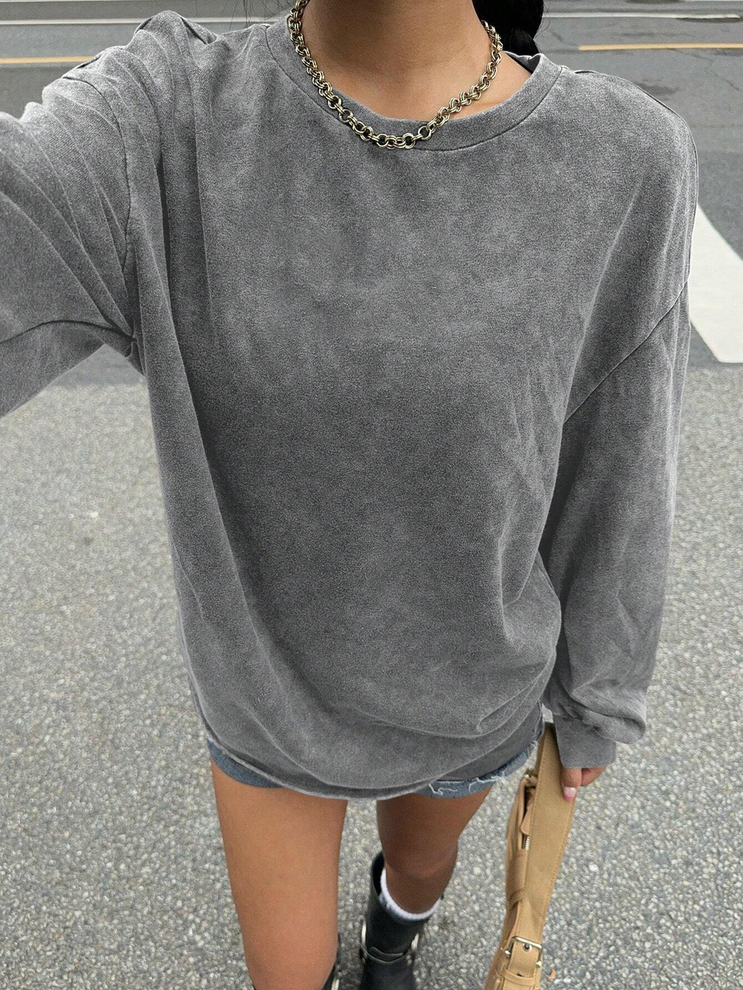 Damen lässiges Sweatshirt mit oversized Schnitt und weichem Material R&B