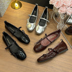 Damen Ballerina-Schuhe mit eleganter Schleifenverzierung und glänzender Oberfläche