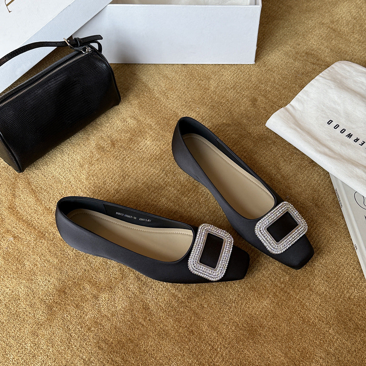 Damen Elegante Ballerinas mit funkelndem Schmuckriemen und klassischem Design R&B