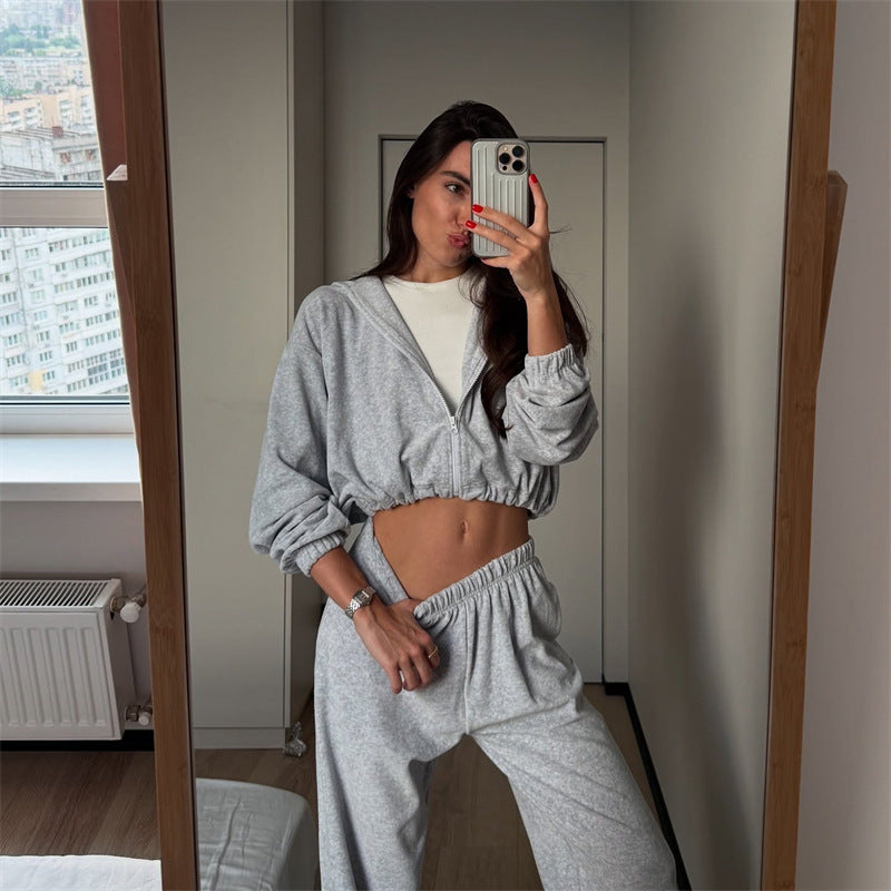 Damen sportliches Cropped-Set mit Kapuzenjacke und elastischer Jogginghose R&B