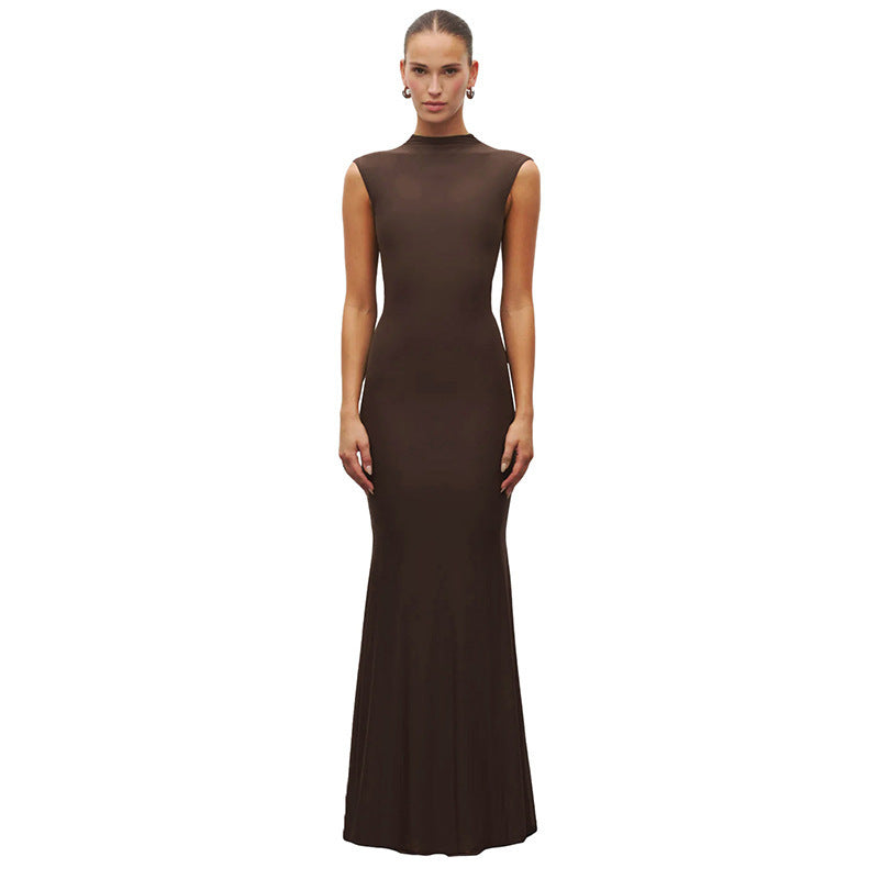 Damen Elegantes Schmalgeschossenes Maxikleid mit hohem Kragen R&B